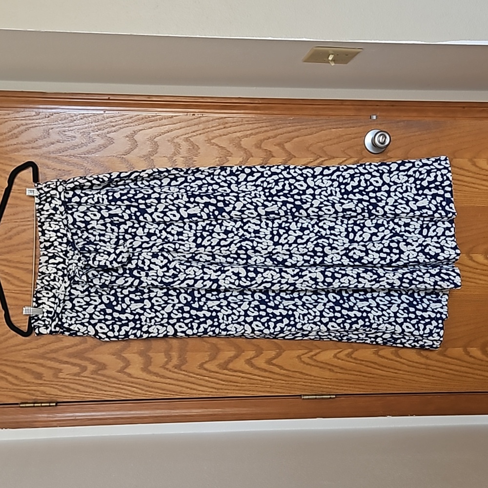 NWOT Flowy, Wide Legged Pants